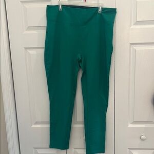 Women with Control Green Straight Leg Pants Ni Tags 1X Regular length